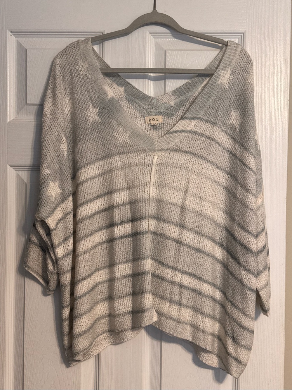POL Deep V-neck Striped Stars Americana Oversized Lightweight Knit Sweater Med